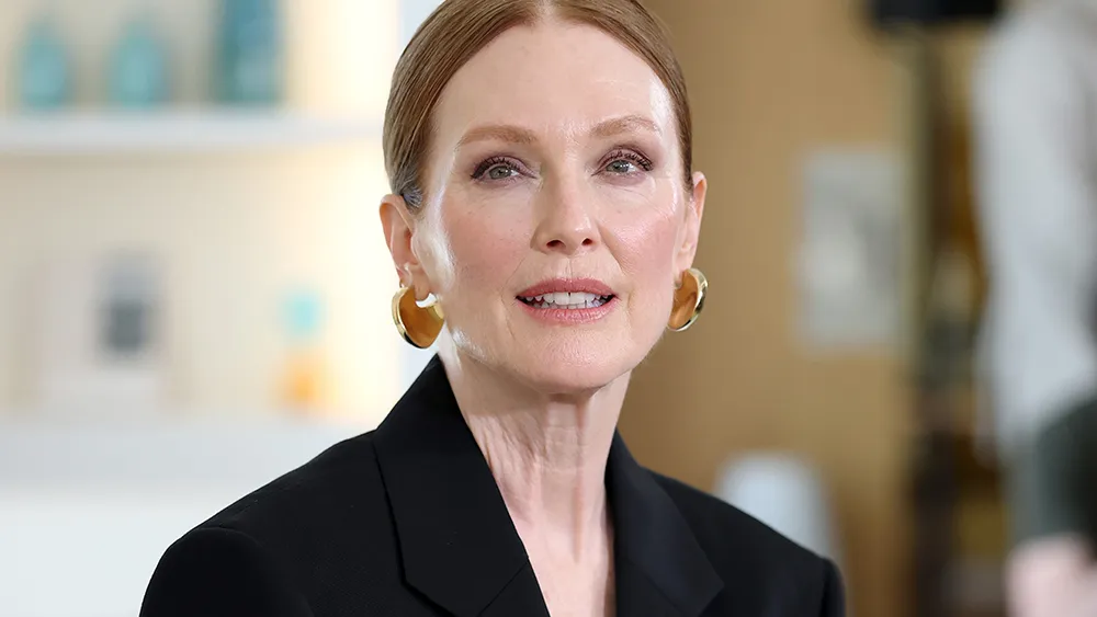 Julianne Moore to Lead Mother-Daughter Comedy Film From Netflix, Barack and Michelle Obama’s Higher Ground (EXCLUSIVE)