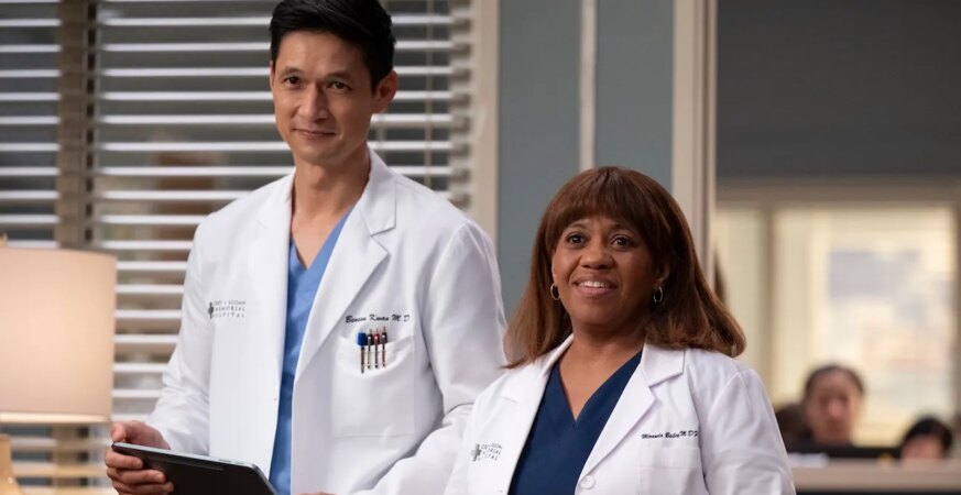 Harry Shum Jr. and Chandra Wilson in season 22 of Grey’s Anatomy