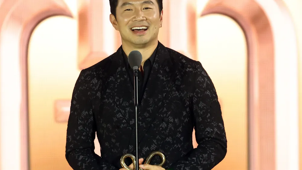 Simu Liu Honored at Gold House Gala: ‘We Must Learn What It Means to be a True Community’