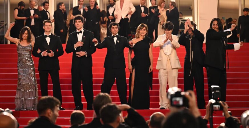 ‘La Bola Negra,’ With Penélope Cruz, Sparks Multi-Studio Bidding War After Massive 16-Minute Standing Ovation in Cannes (EXCLUSIVE)