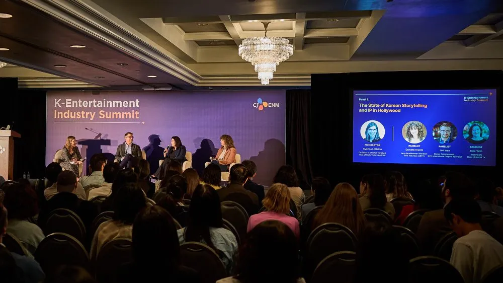 Cynthia Littleton Jon Wax Sera Tabb and Danielle Kreinik K-Entertainment industry summit