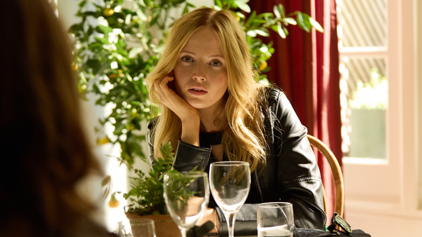 How Ellie Bamber Dealt With the Terror — and Sudden Empowerment — That Came With Playing Kate Moss