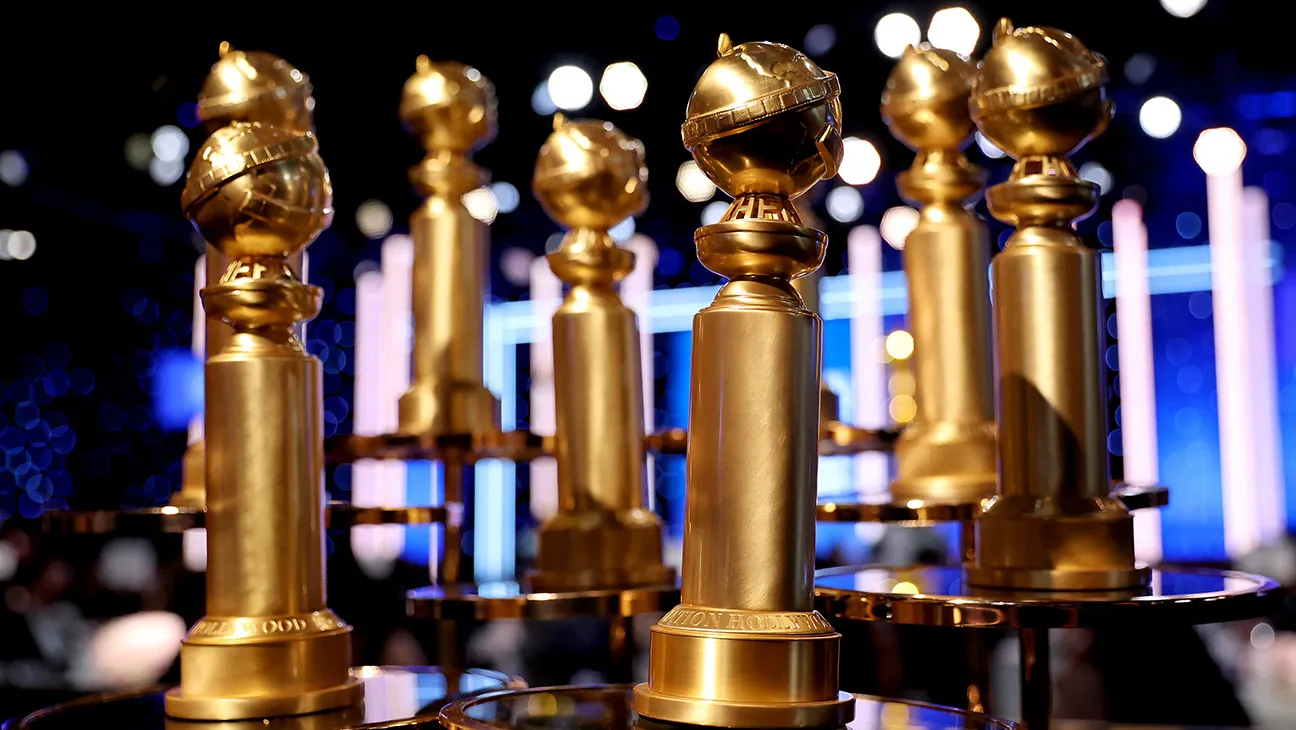 Golden Globes Trophy Statue
