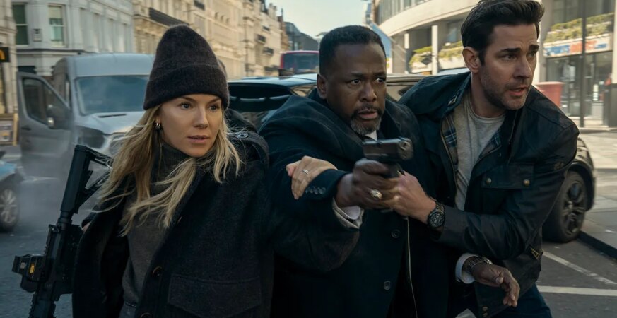 Emma Marlowe (Sienna Miller), James Greer (Wendell Pierce) , and Jack Ryan (John Krasinski) in Tom Clancy's Jack Ryan: Ghost War