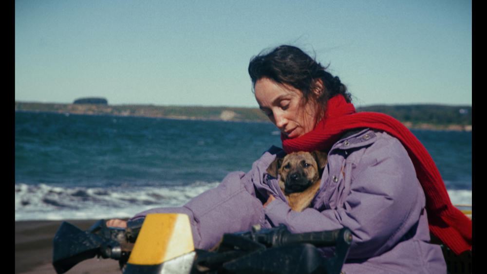 ‘La Perra’ Review: Dominga Sotomayor Shores Up Her Reputation With an Elegant, Unsentimental Story of Trauma and Healing