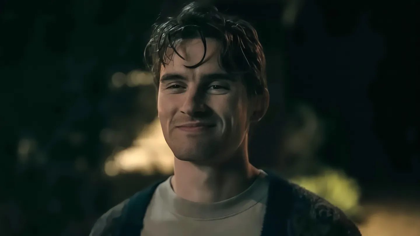 ‘Obsession’ Star Michael Johnston Knows You Think Bear Is the Real Villain — But He Disagrees