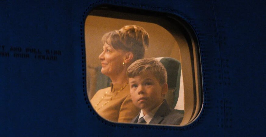 ‘Propeller One-Way Night Coach’ Review: John Travolta’s Slim and Winning Boyhood Reverie of Air Travel in the Lost-Paradise Age of TWA