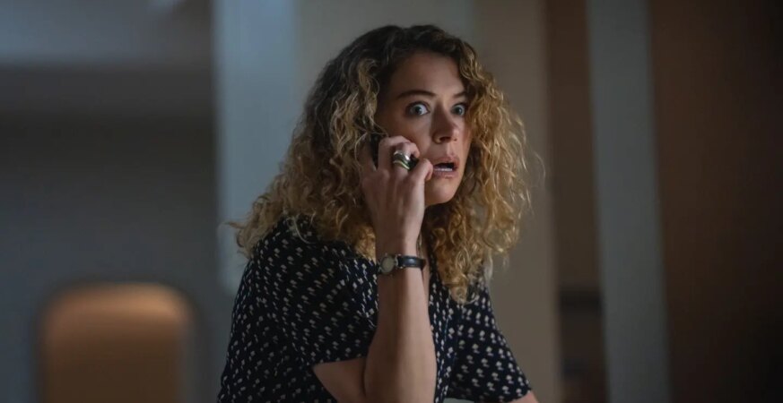 ‘Maximum Pleasure Guaranteed’ Review: Tatiana Maslany Delivers the Goods in Apple’s Deliciously Twisty Thriller