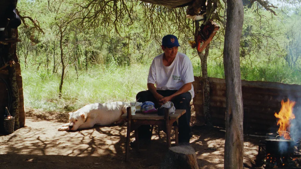 ‘Double Freedom’ Review: A Woodsman’s Simple Life Is Upended in Lisandro Alonso’s Beautifully Minimalistic Comment on Argentina’s Current Political Crisis