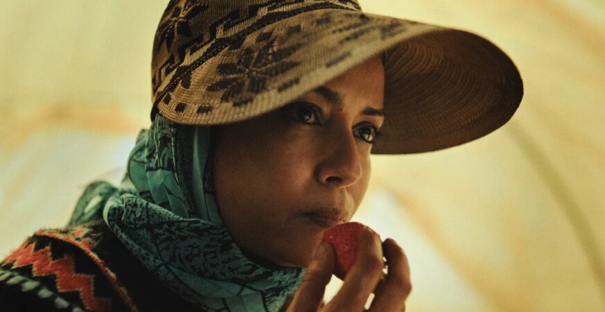 ‘Strawberries’ Director on Calling Out Modern-Day Slavery, Prostitution in Her Cannes Homage to Moroccan Fruit Pickers in Spain