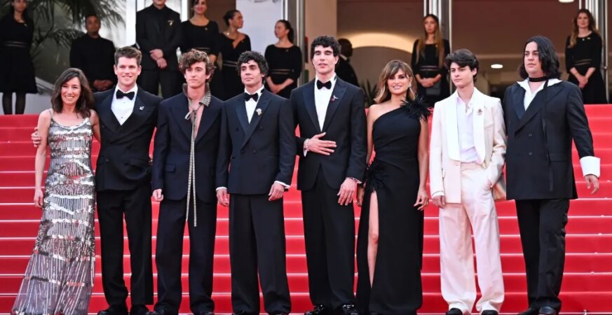 Penelope Cruz Lights up Los Javis’ Queer García Lorca Epic ‘The Black Ball,’ Earning 16-Minute Cannes Ovation