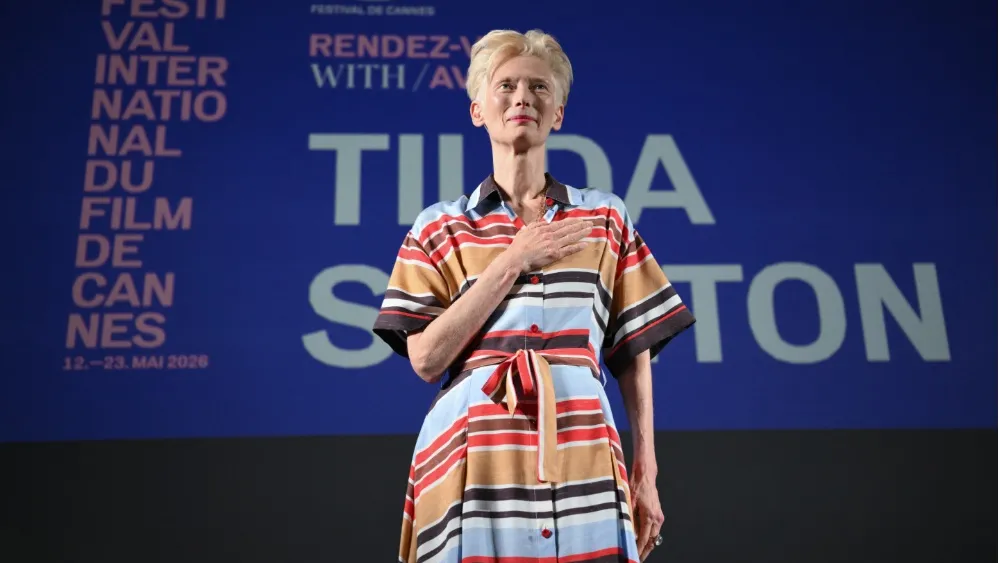 Tilda Swinton Says AI ‘Doesn’t Have a Chance’ Against Cinema That Avoids Formula at Cannes Masterclass