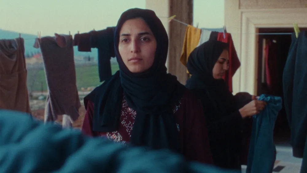 ‘Yesterday the Eye Didn’t Sleep’ Review: Observational Drama on a Distressing Case of Patriarchy is Poignantly Rooted in History