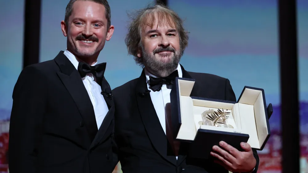 Peter Jackson Gets Palme d’Or From Elijah Wood at Cannes as Director Credits Festival for Saving ‘Lord of the Rings’: ‘It Was a Huge Gamble’
