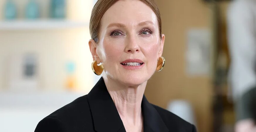Julianne Moore Doesn’t Want to Act in Movies ‘With Explosions and Guns’ When ‘Things Are Rough Globally’: ‘I Don’t Want to Watch It’
