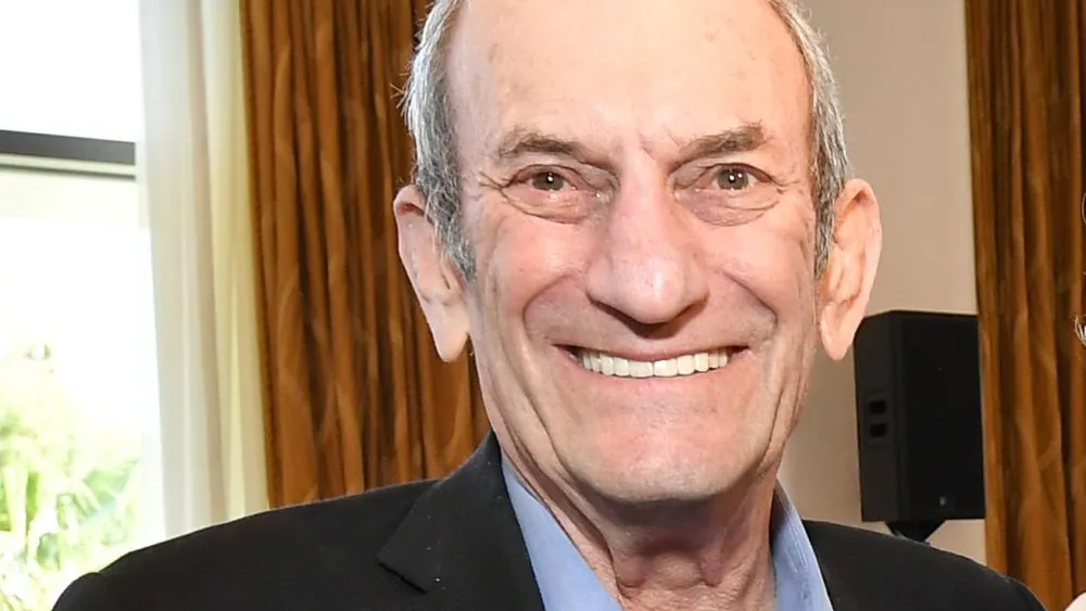 Ken Ziffren on the Fight for a New Spin on Fin-Syn, Six Decades of Hollywood Dealmaking and Awaiting a ‘Cacophony of Decisions’ in AI Cases