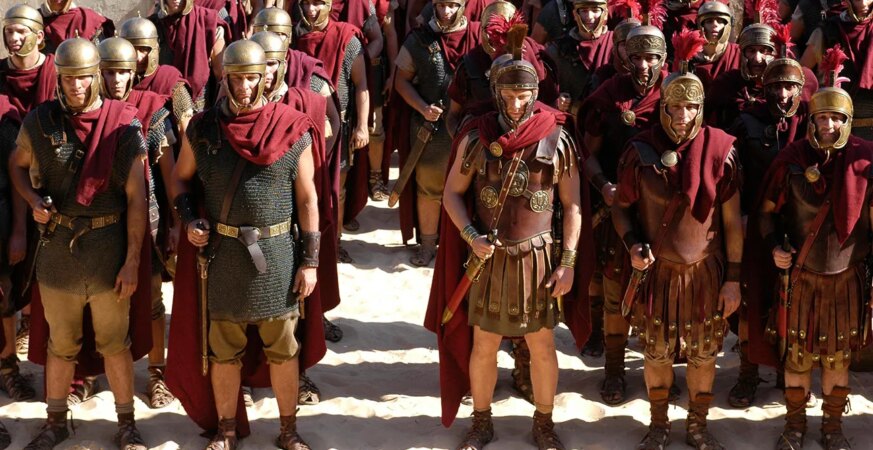 Ray Stevenson (second from left) and Kevin McKidd (third from right) as soldiers in the first season of Rome, which THR called simply amazing for its production standards. It won four Emmys in 2006.