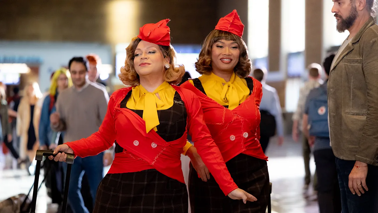 Ginger Minj and Jujube in Stop That Train