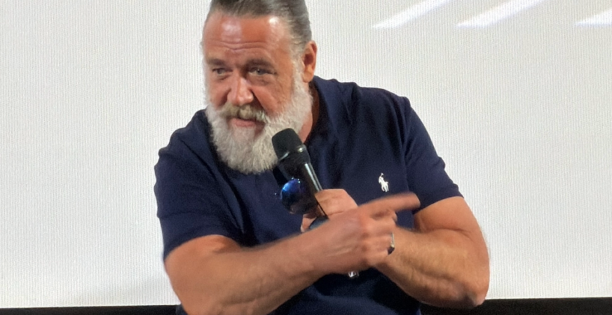 Russell Crowe Recalls ‘Sticking to His Guns’ About No Sex Scenes in ‘Gladiator,’ ‘Failed’ Sequel, ‘Fantastic’ ‘Highlander’ Reboot