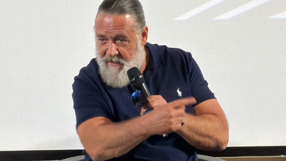 Russell Crowe Recalls ‘Sticking to His Guns’ About No Sex Scenes in ‘Gladiator,’ ‘Failed’ Sequel, ‘Fantastic’ ‘Highlander’ Reboot
