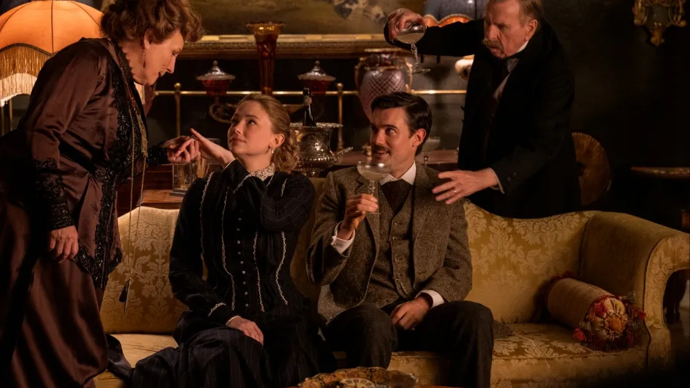 ‘Virginia Woolf’s Night & Day’ Review: Haley Bennett Is Starry-Eyed in a Literary Adaptation With Much Heart and a Heavy Hand